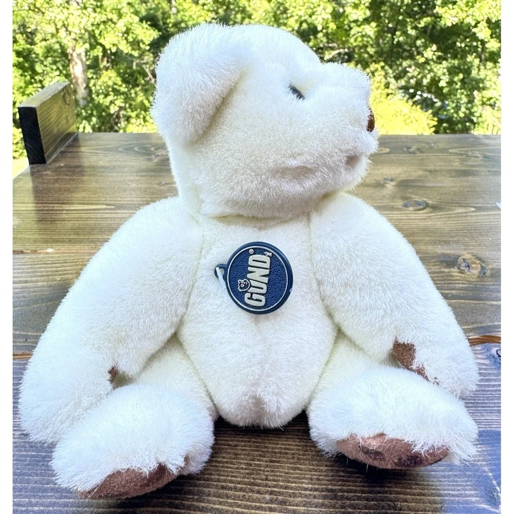 Gund thanks visiting